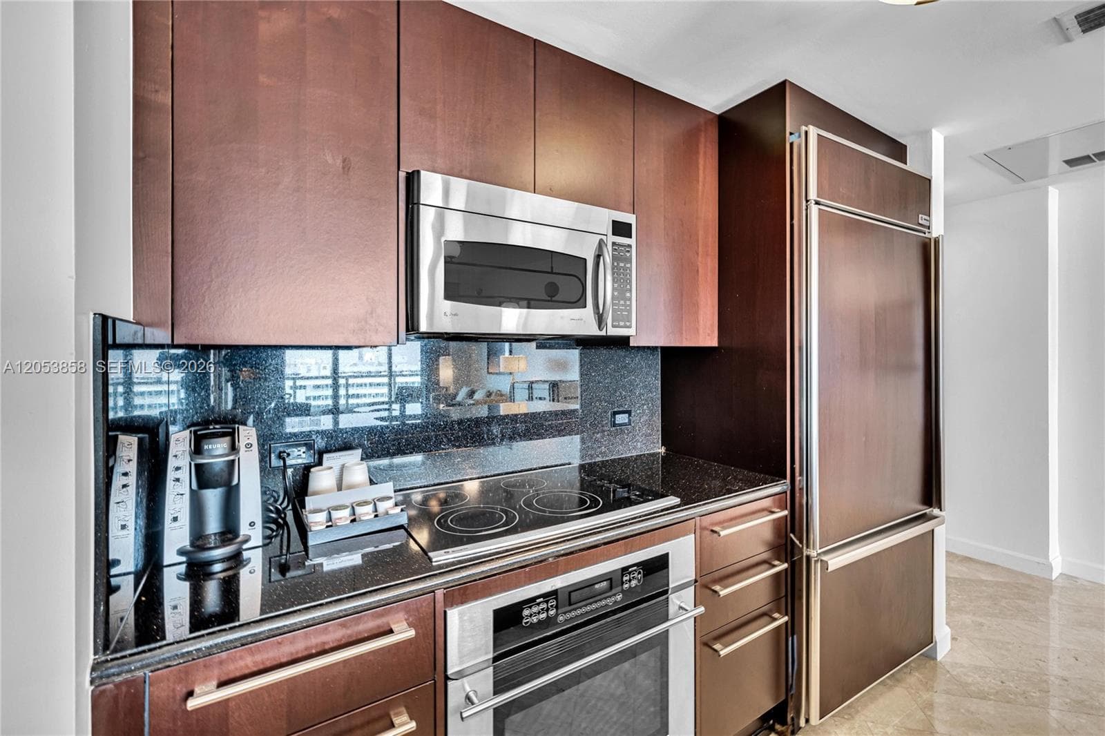 4391 COLLINS AVE 1707 photo 18
