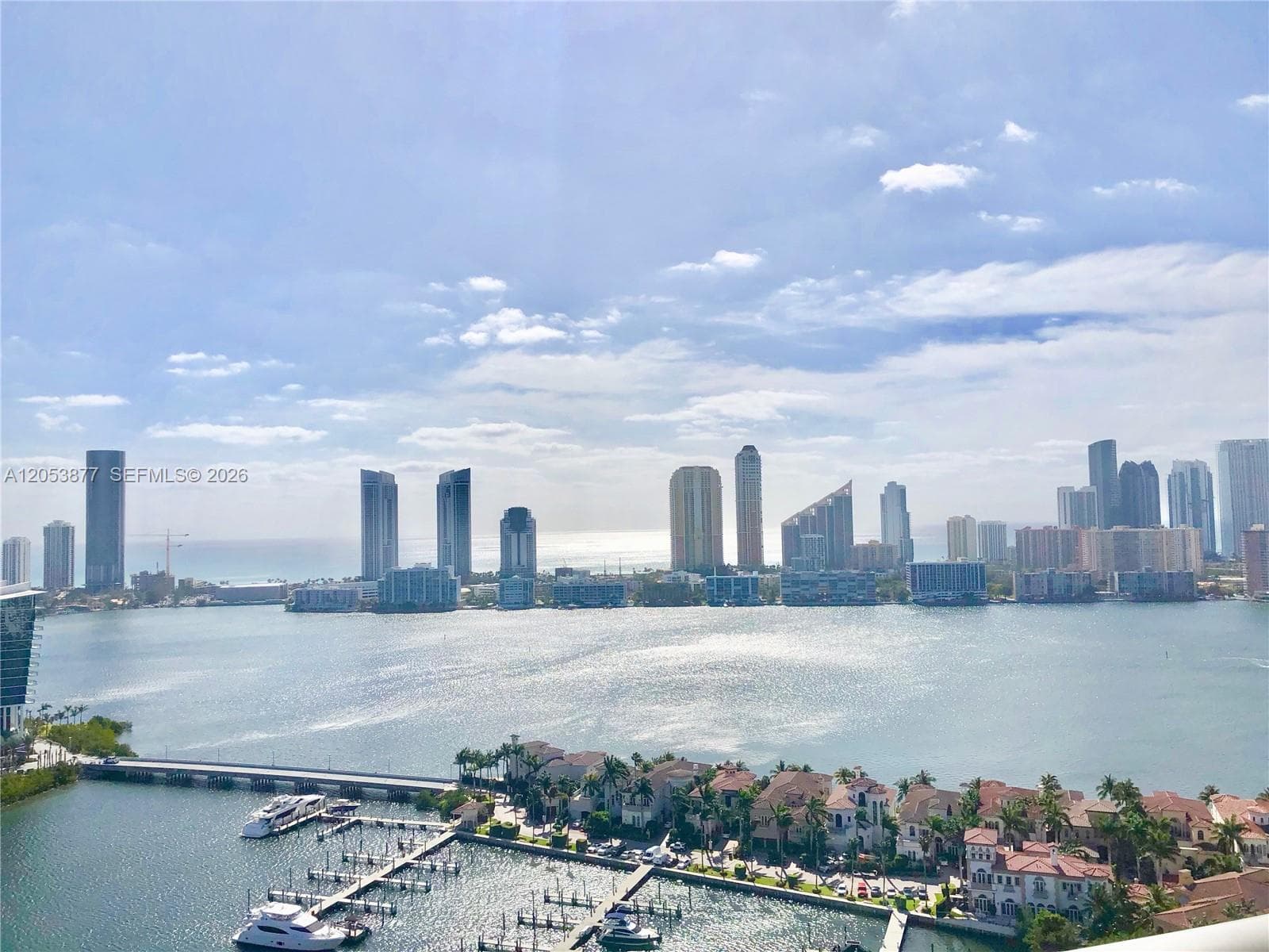 7000 Island Blvd 2809 photo 2