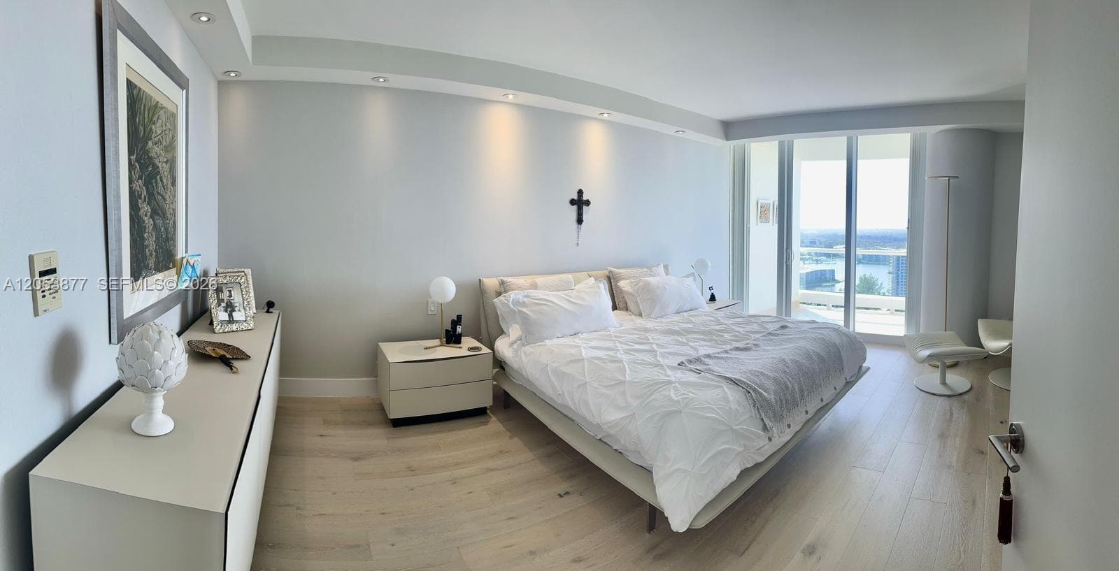 7000 Island Blvd 2809 photo 16