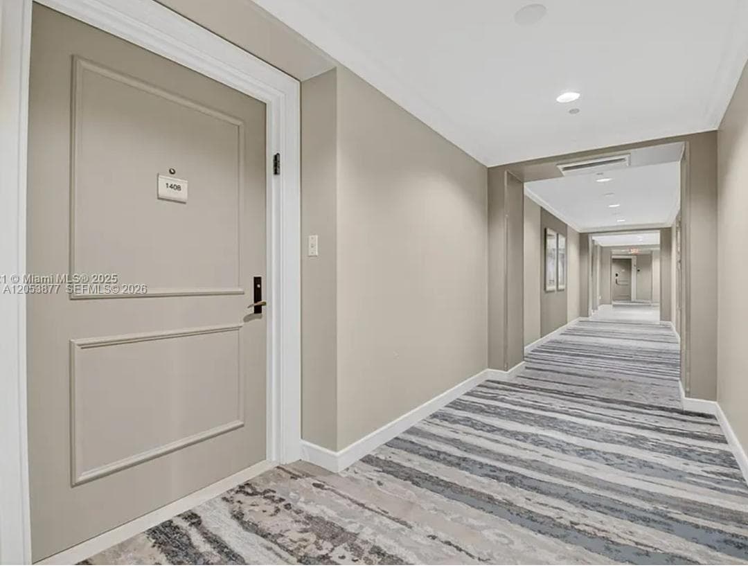 7000 Island Blvd 2809 photo 7