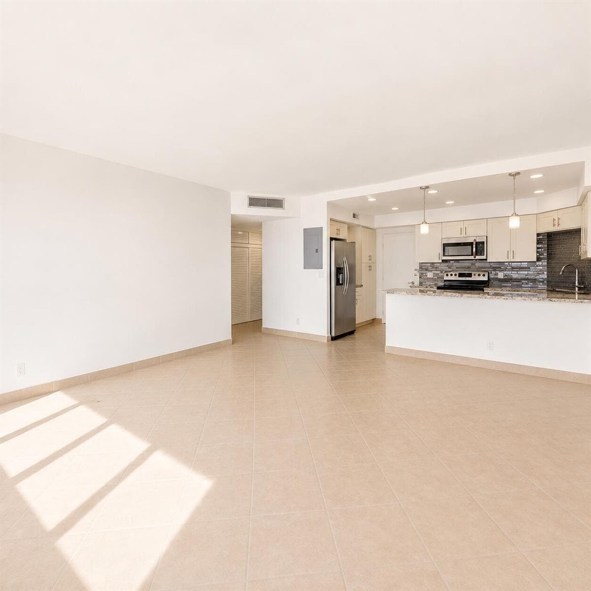 3700 E Galt Ocean Drive 1701 photo 8