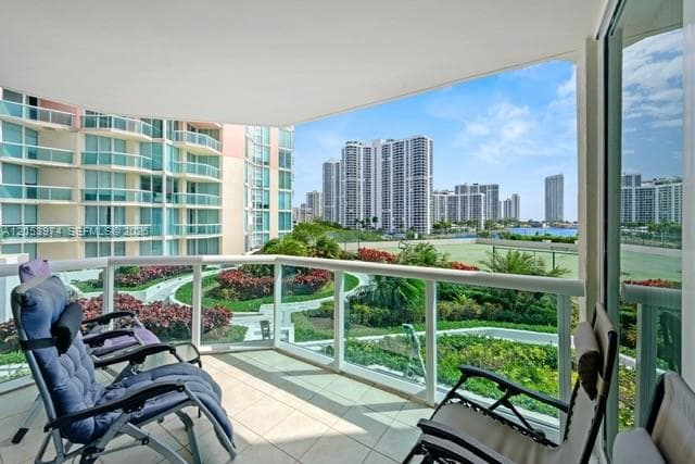 3370 Hidden Bay Dr 507 photo 17