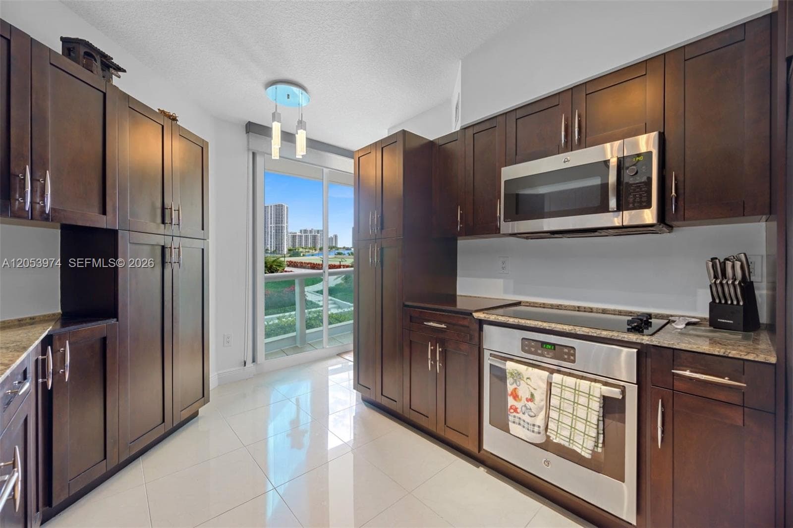 3370 Hidden Bay Dr 507 photo 4