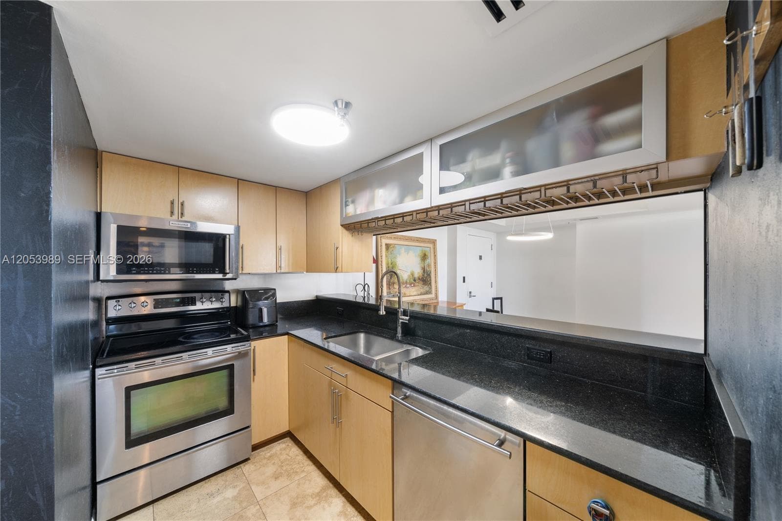 650 West Ave 1208 photo 7