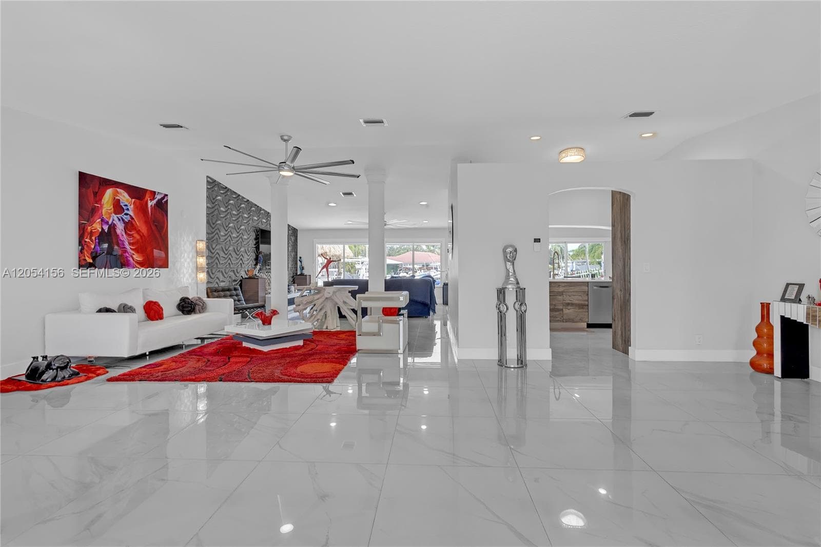 2920 NE 55th Pl 5