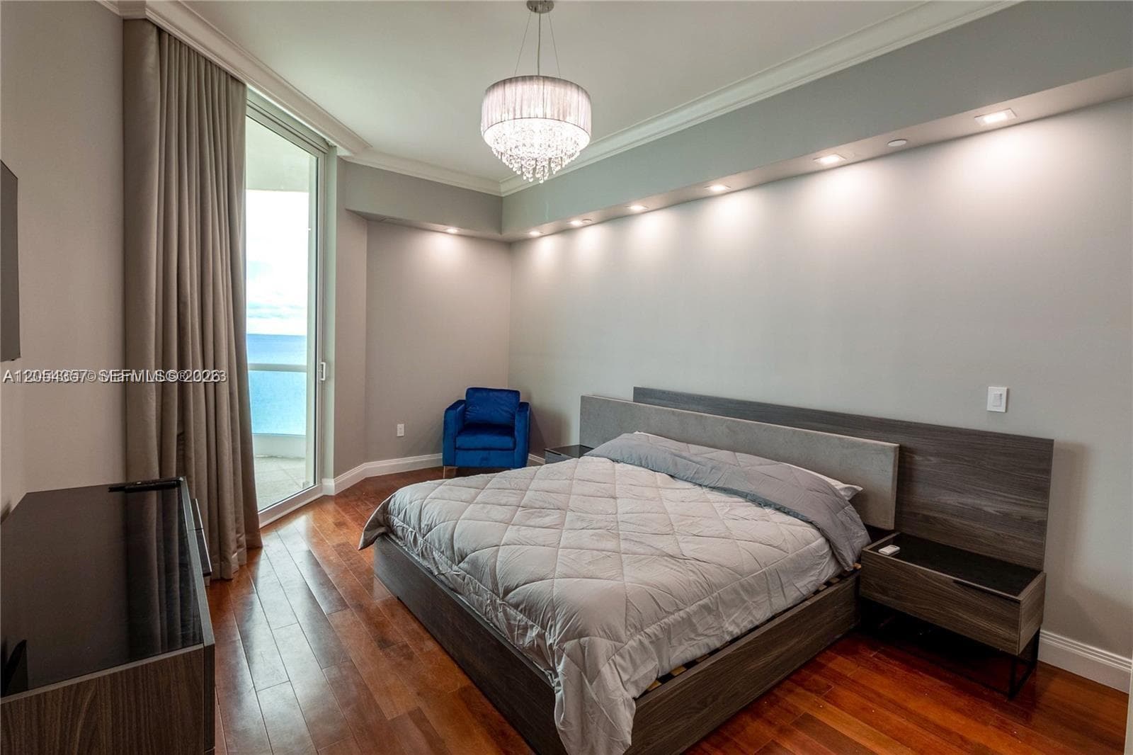 16051 Collins Ave 2402 photo 9