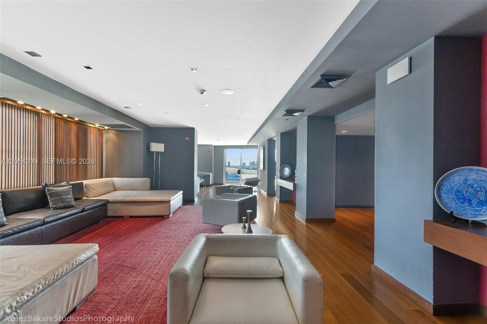 335 S Biscayne Blvd 3510 photo 19