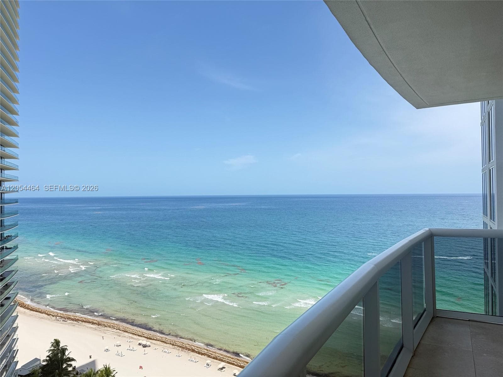 18911 Collins Ave 2502 photo 2
