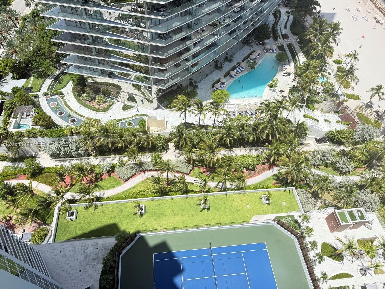 18911 Collins Ave 2502 photo 11