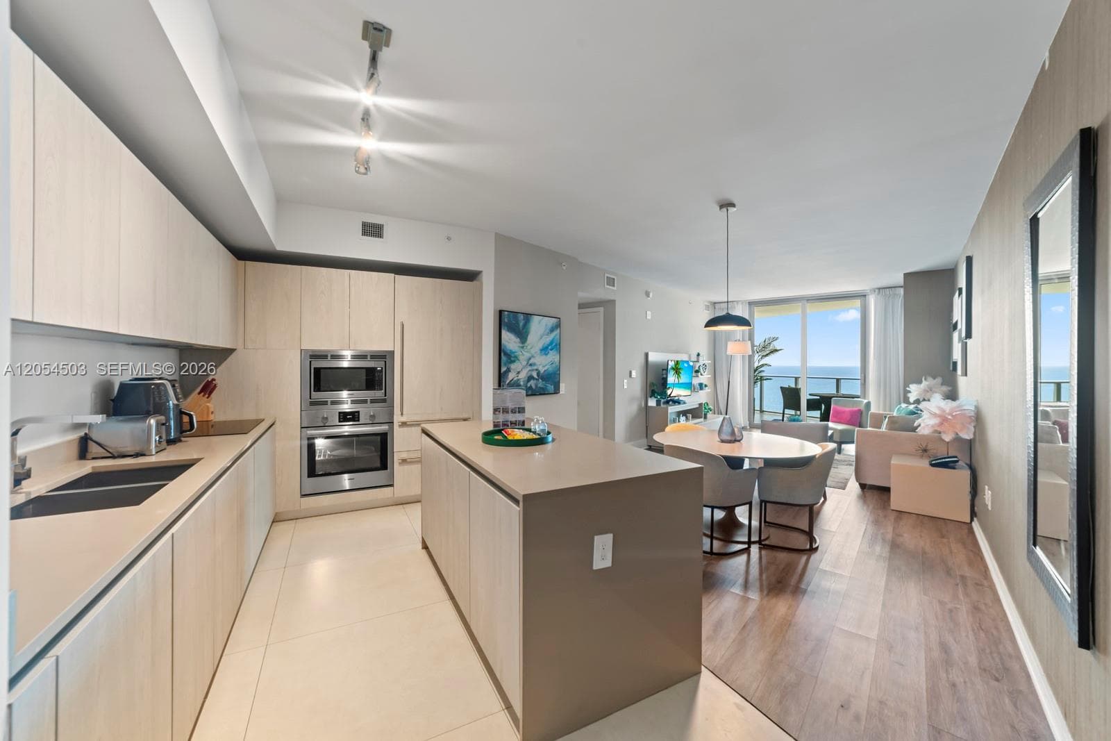 4111 S Ocean Dr 1509 photo 1