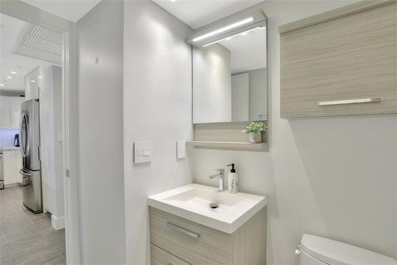 1900 S Ocean Boulevard Apt 6j photo 8
