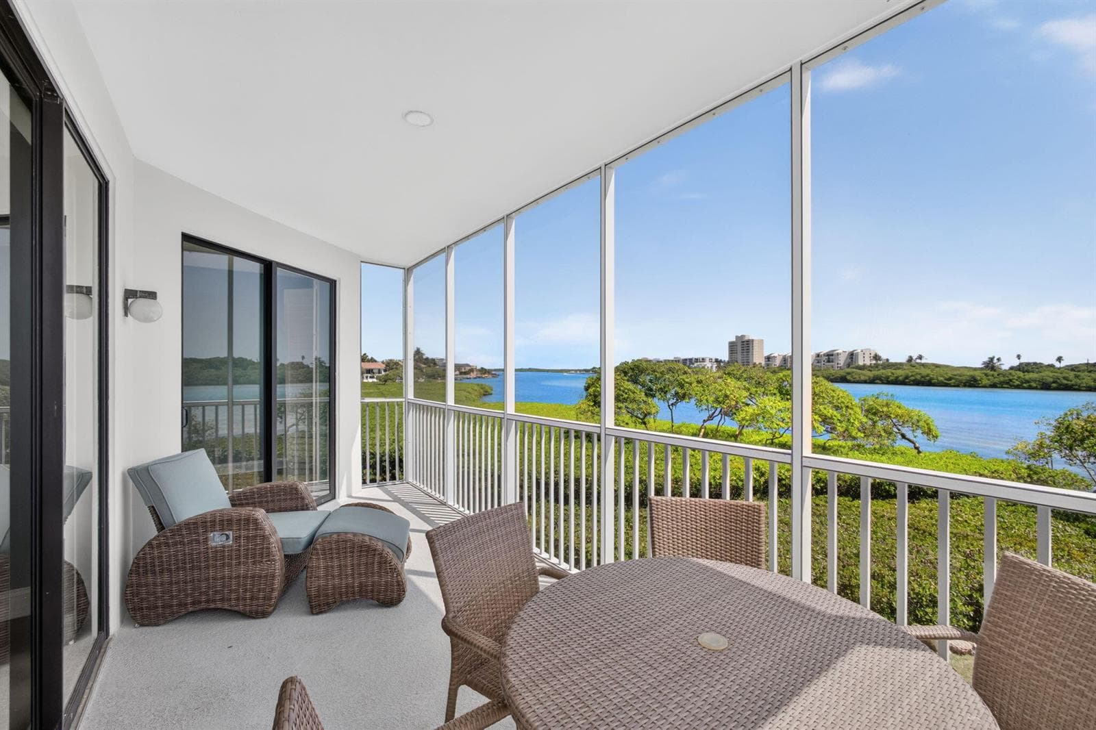200 Waterway Road #206 3