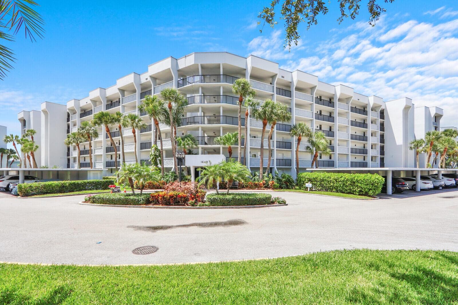 1648 Jupiter Cove Drive #214 3