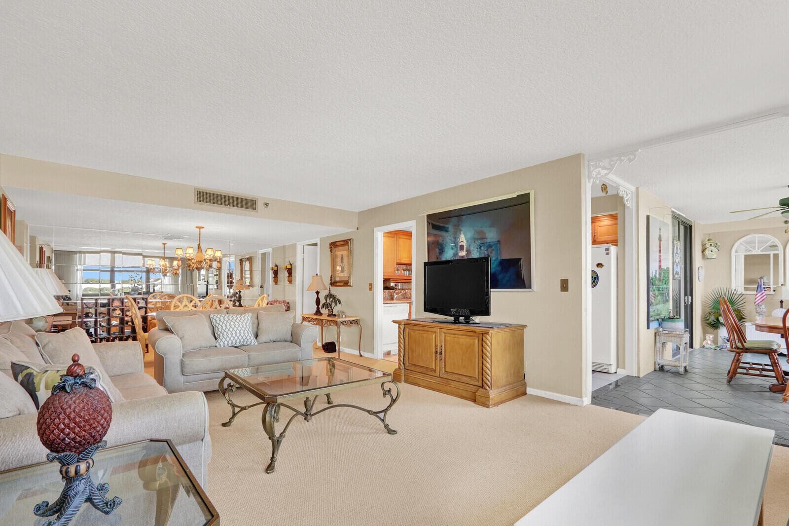 1648 Jupiter Cove Drive #214 4