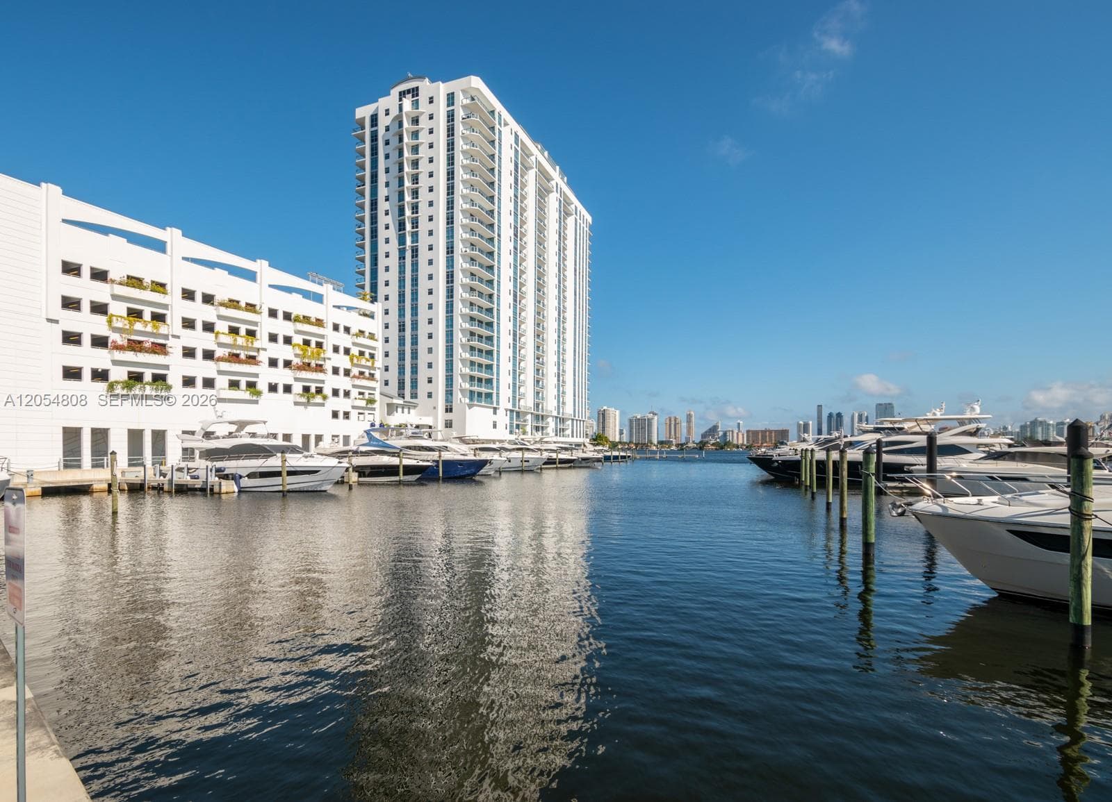 17301 Biscayne Blvd #1609 1