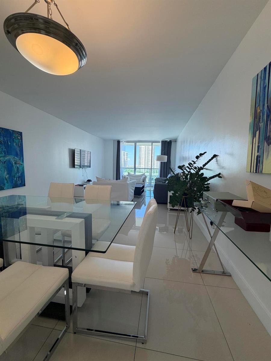 19390 Collins Avenue 1103 photo 13
