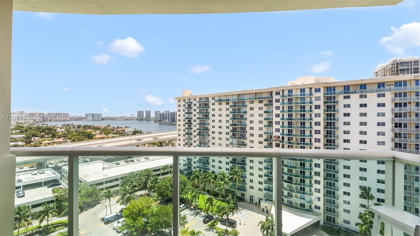 19380 Collins Ave 1423 photo 11