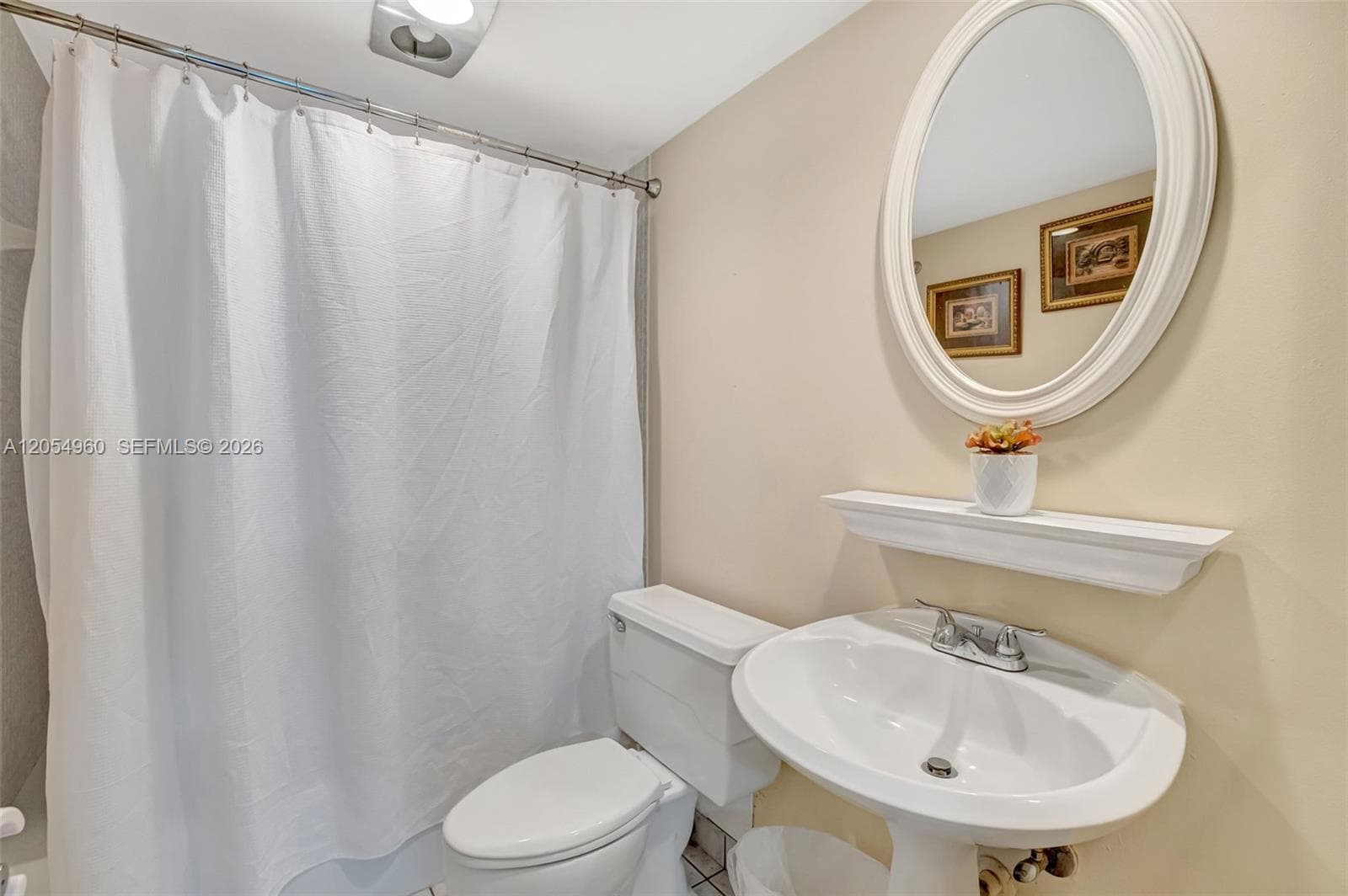 10101 E Bay Harbor Dr 502 photo 15