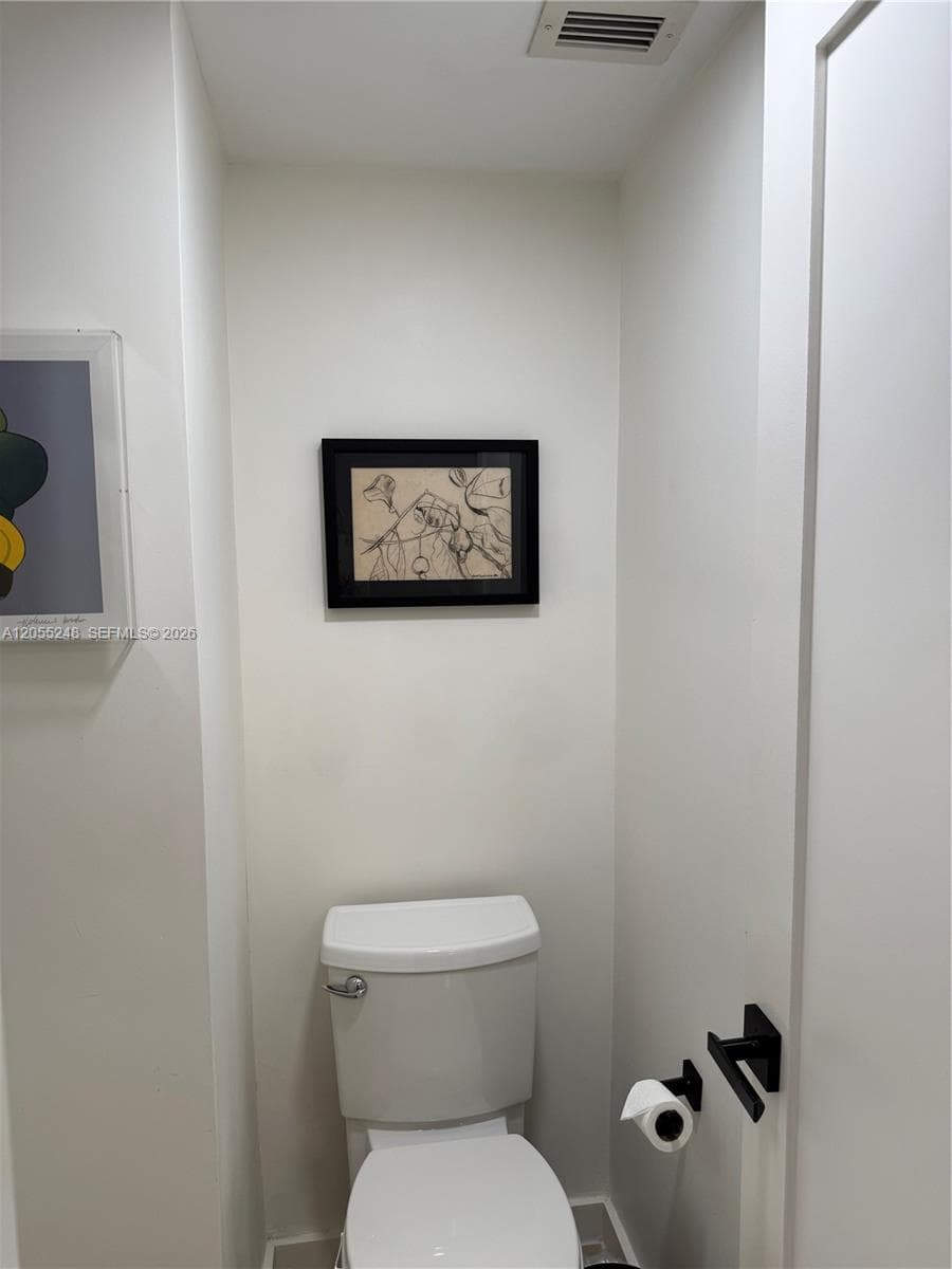 10185 NE Collins Ave 822 photo 13