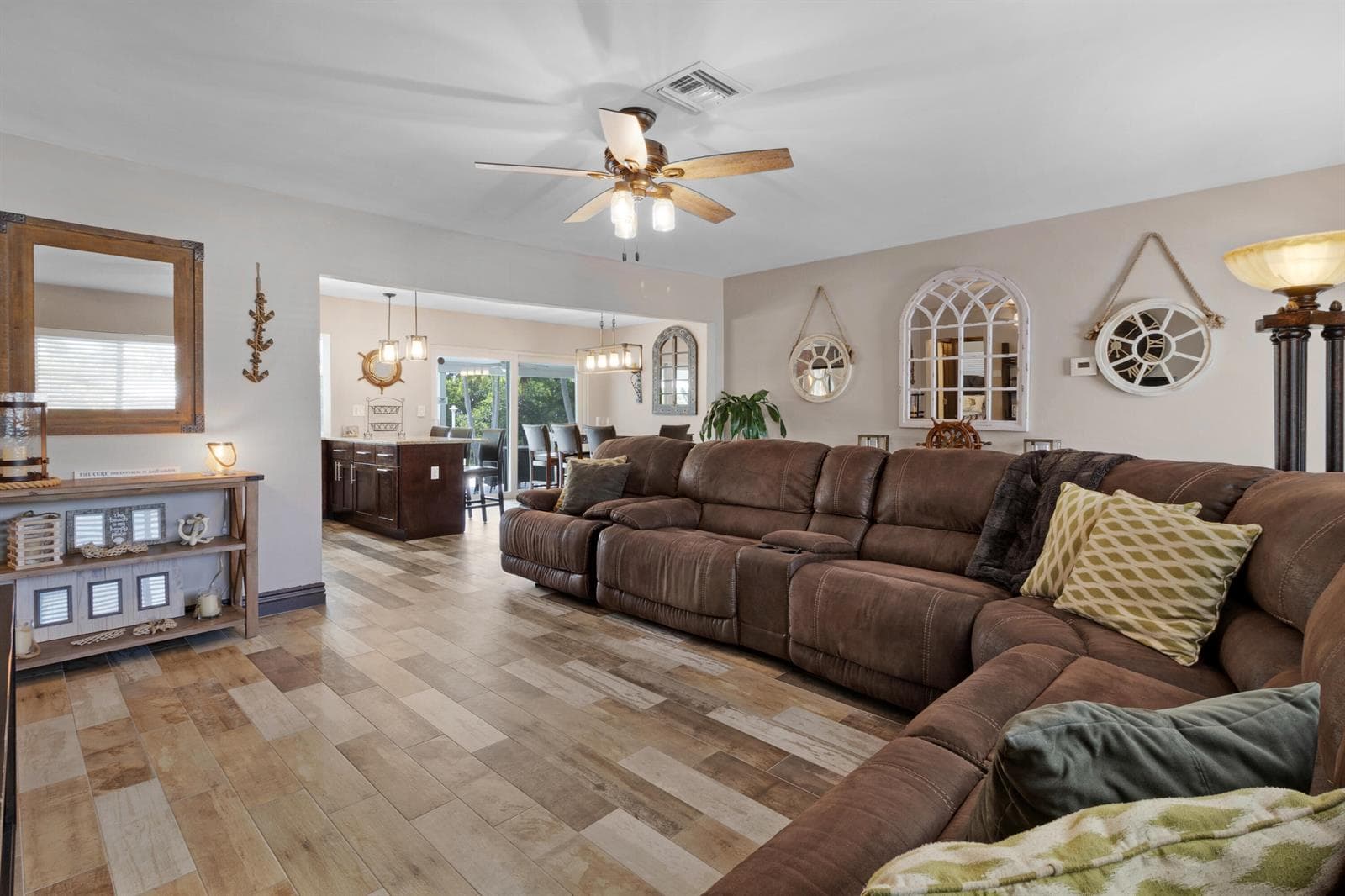 981 SE 10TH Court 4