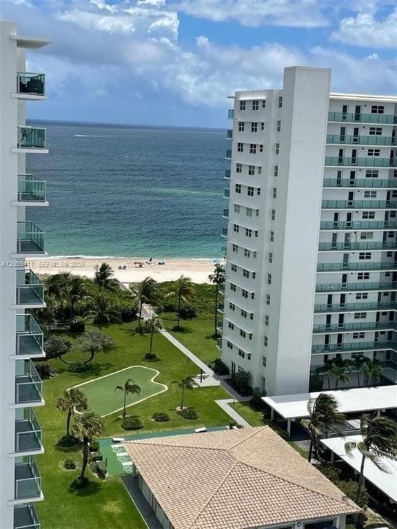 1630 N Ocean Blvd 1213 photo 2