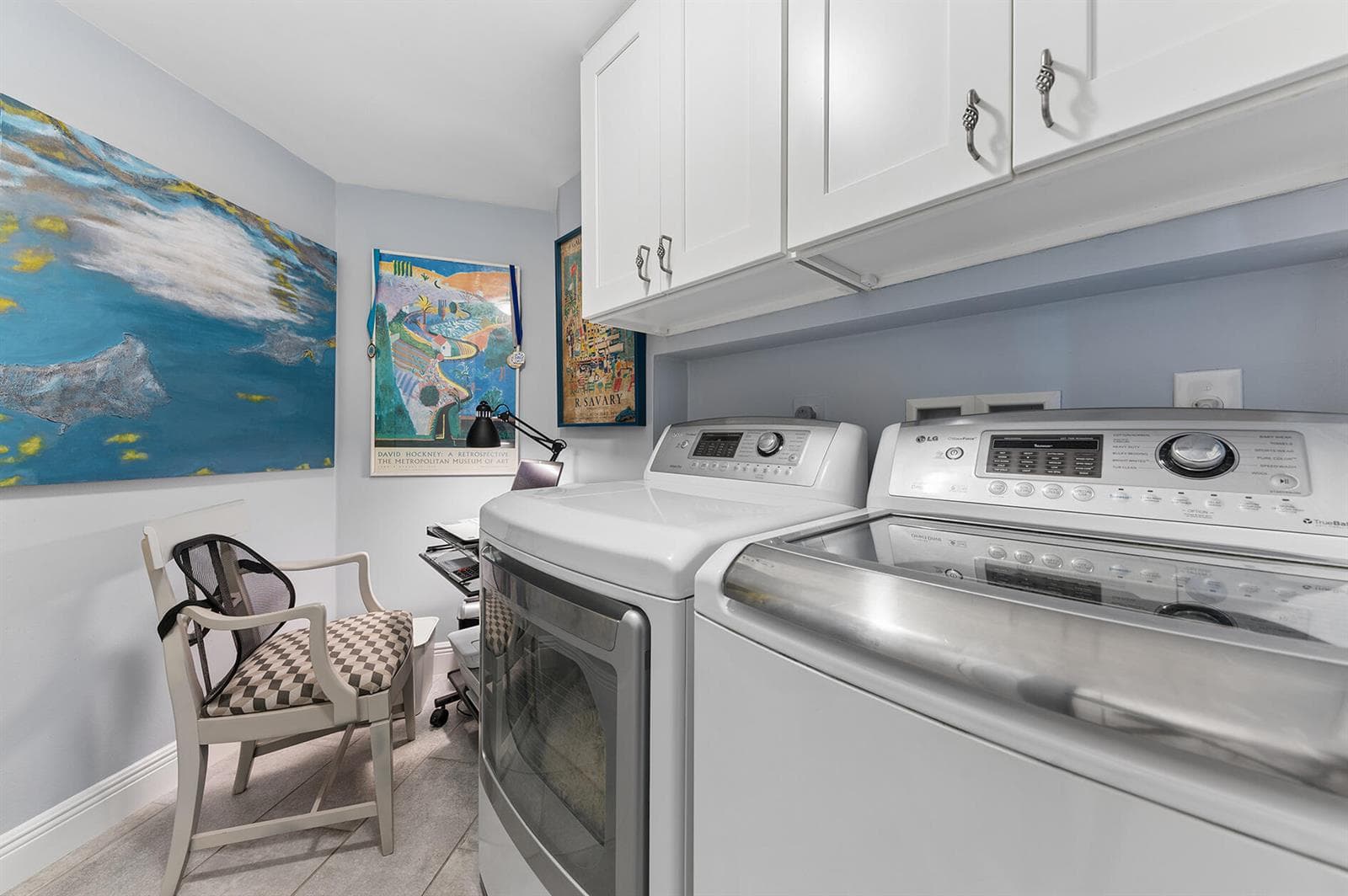 555 SE 6TH Avenue 1B photo 5