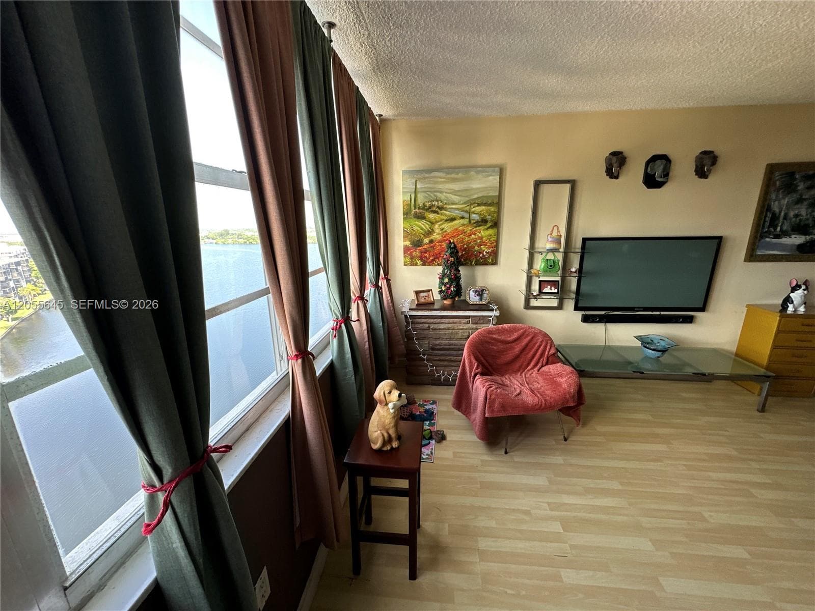 1301 NE Miami Gardens Dr 1403W photo 5