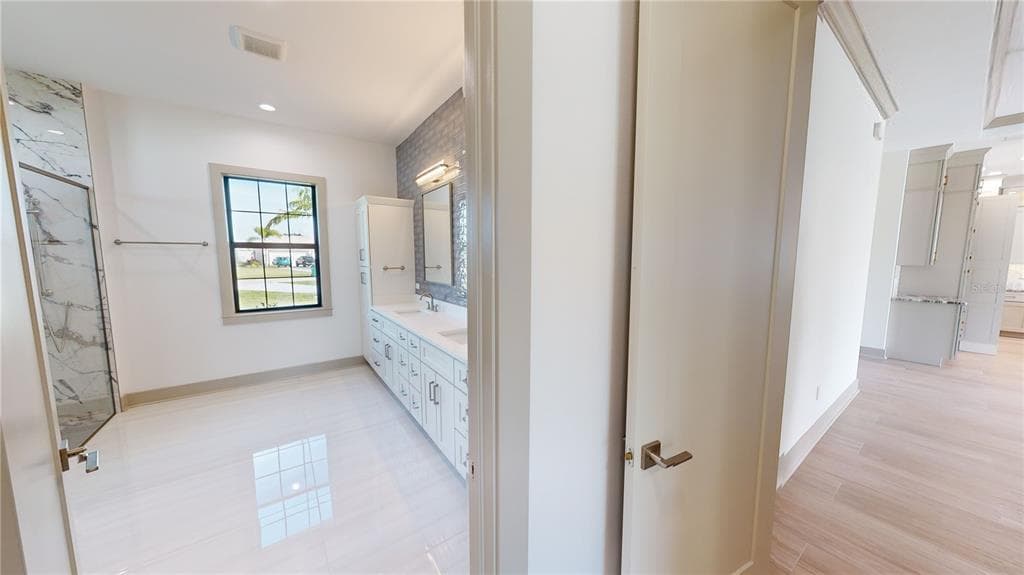2033 TREASURE LANE photo 25
