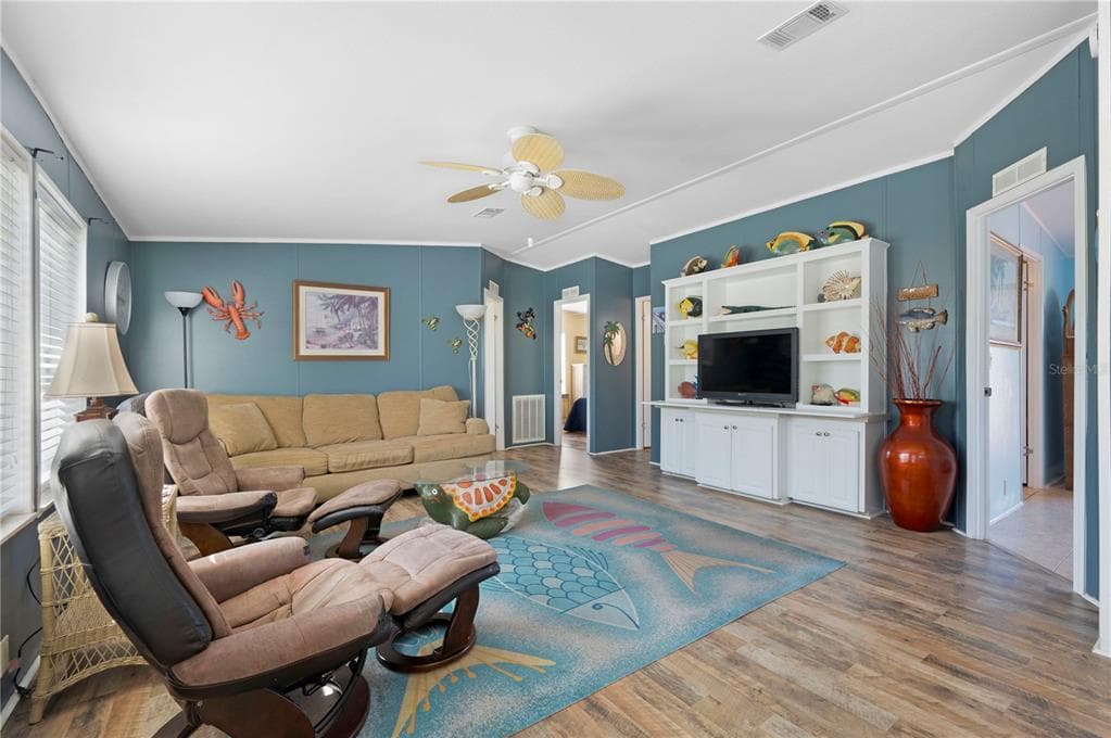 3101 BAMBOO COURT photo 18