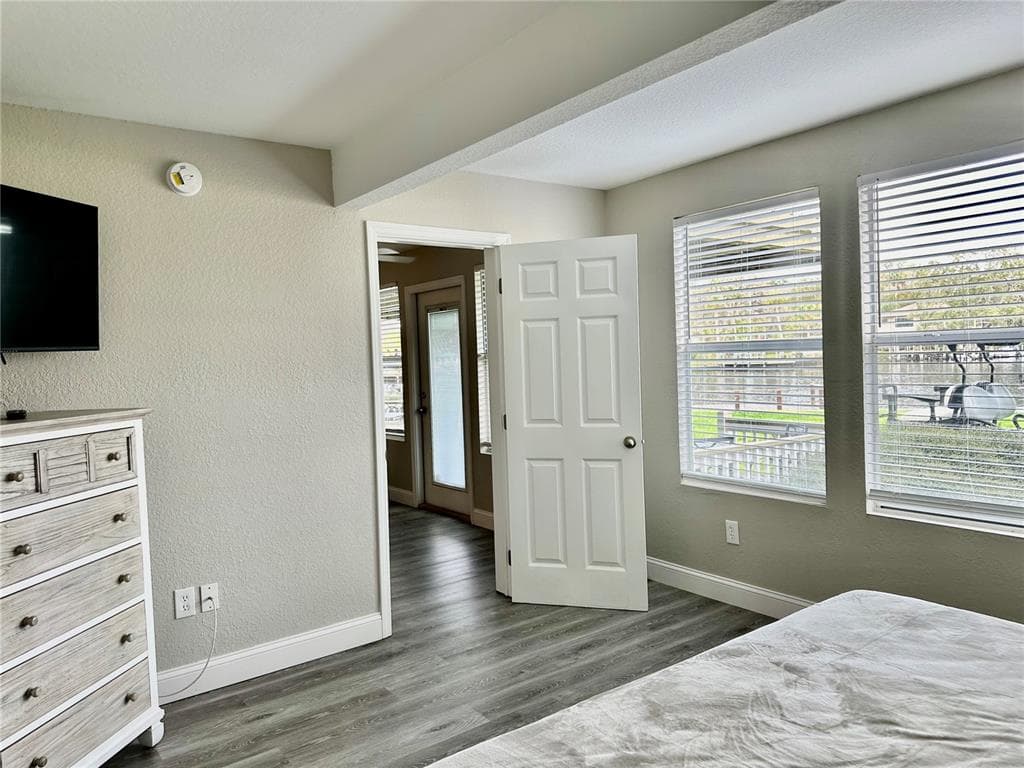 5297 S CHEROKEE WAY 104 photo 8