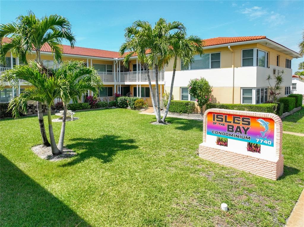 7740 BOCA CIEGA DRIVE #209 4
