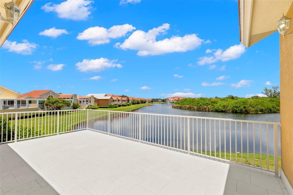 47A BAYVIEW COURT S photo 6