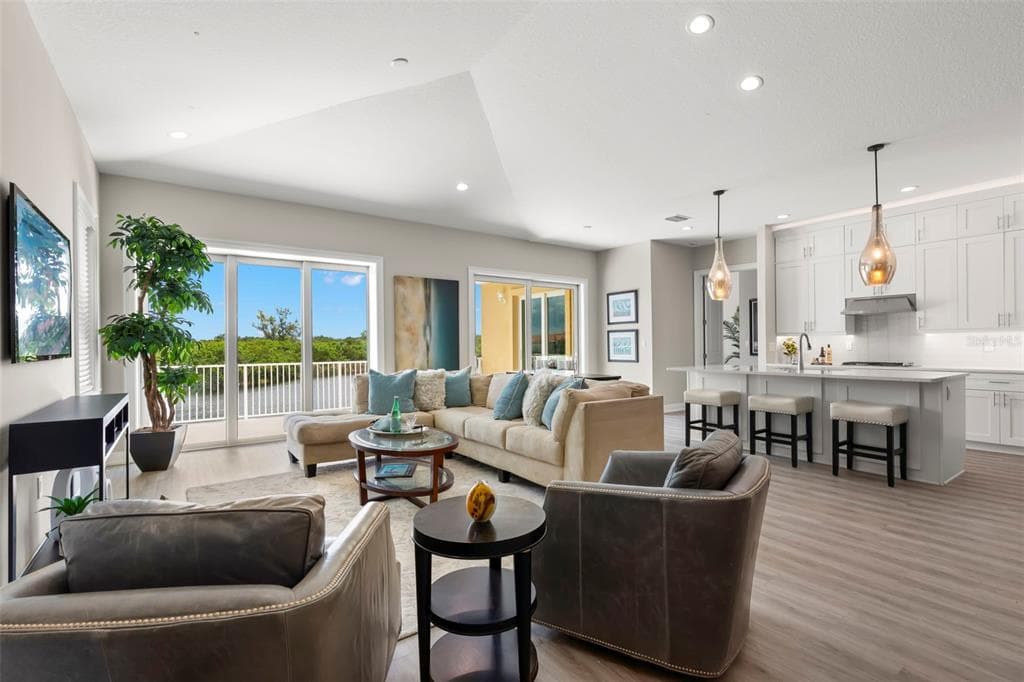 47A BAYVIEW COURT S 3