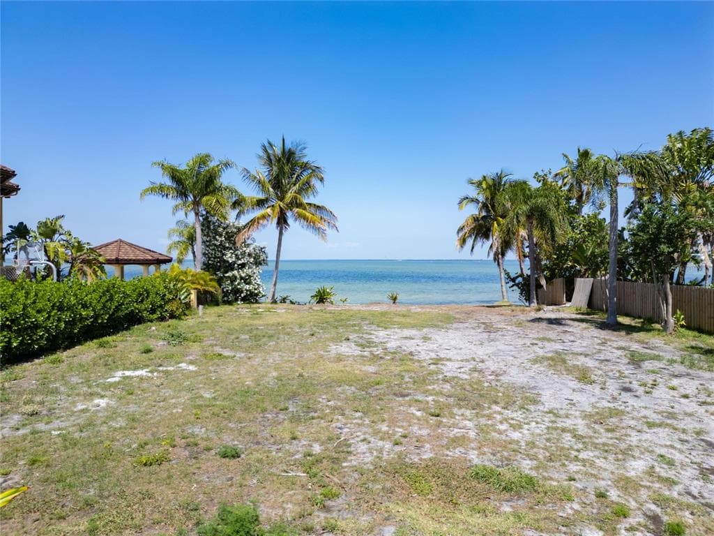 1013 SYMPHONY ISLES BOULEVARD 5