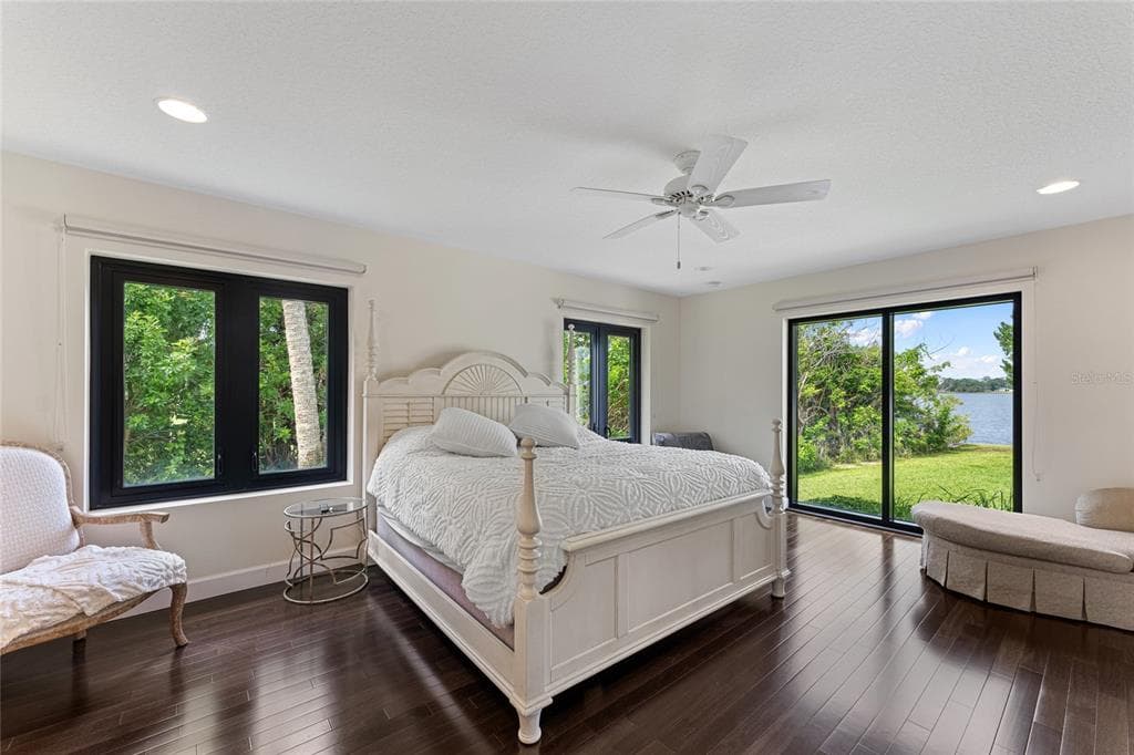 200 JOHN ANDERSON DRIVE photo 24