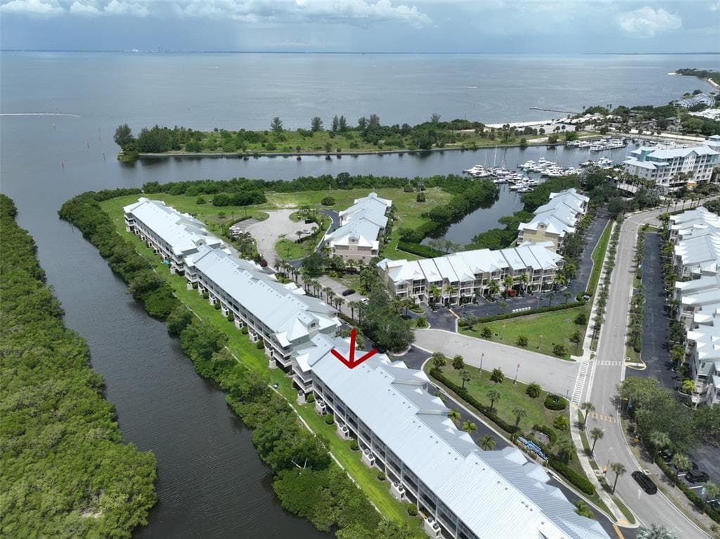 3226 MANGROVE POINT DRIVE 2