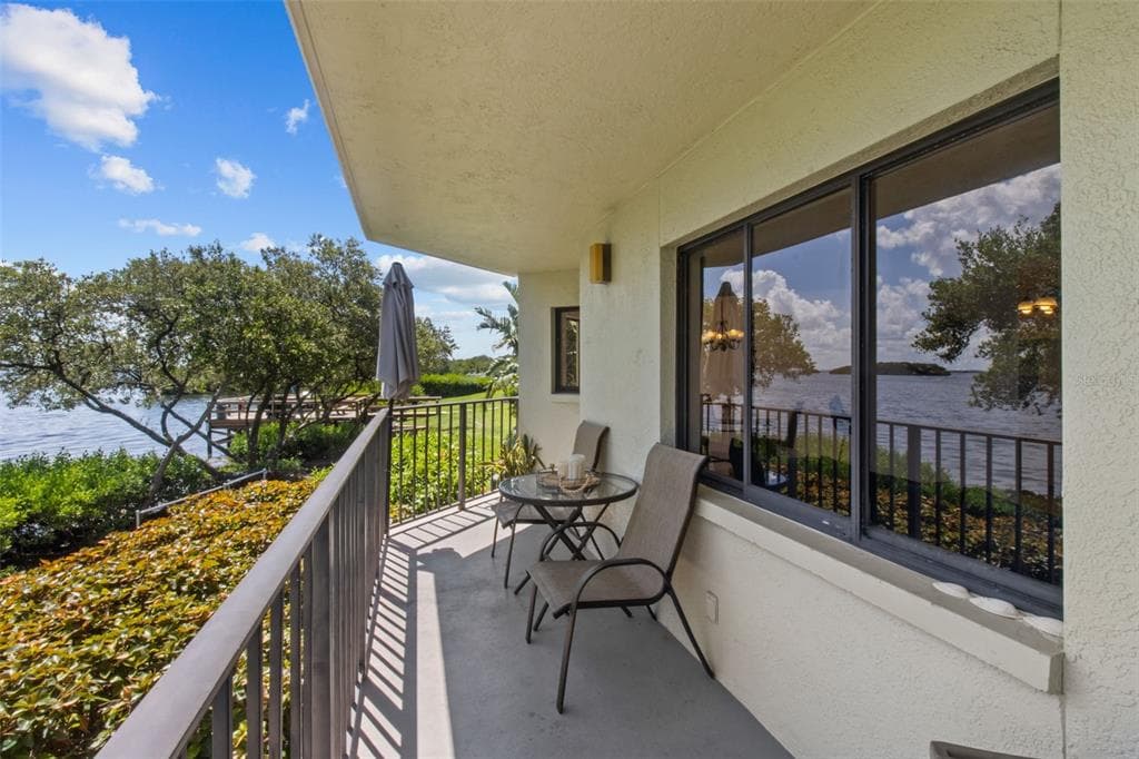 1515 PINELLAS BAYWAY S 65 photo 1