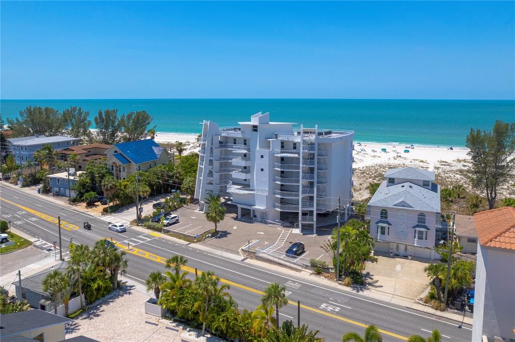 10116 GULF BOULEVARD 403W photo 3