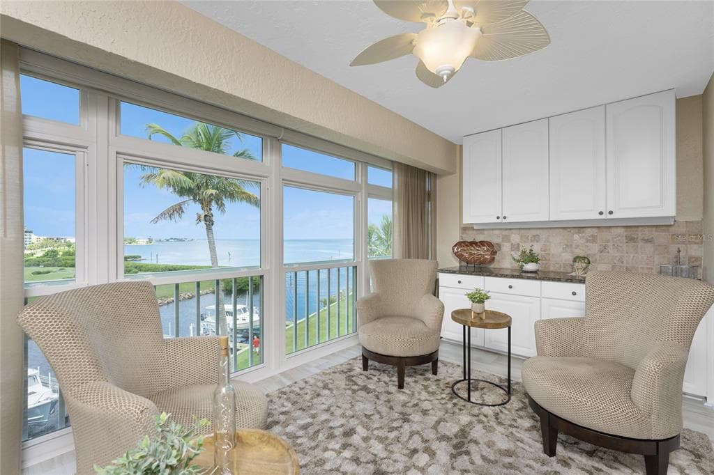 1250 W MARION AVENUE #242 3