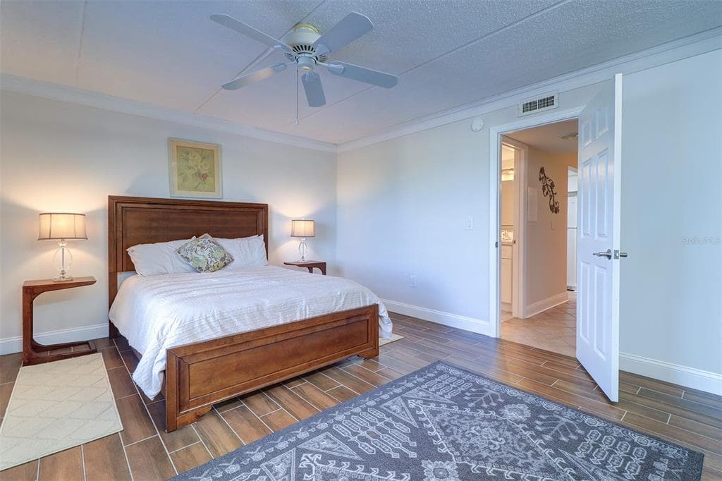 12760 INDIAN ROCKS ROAD 1004 photo 19