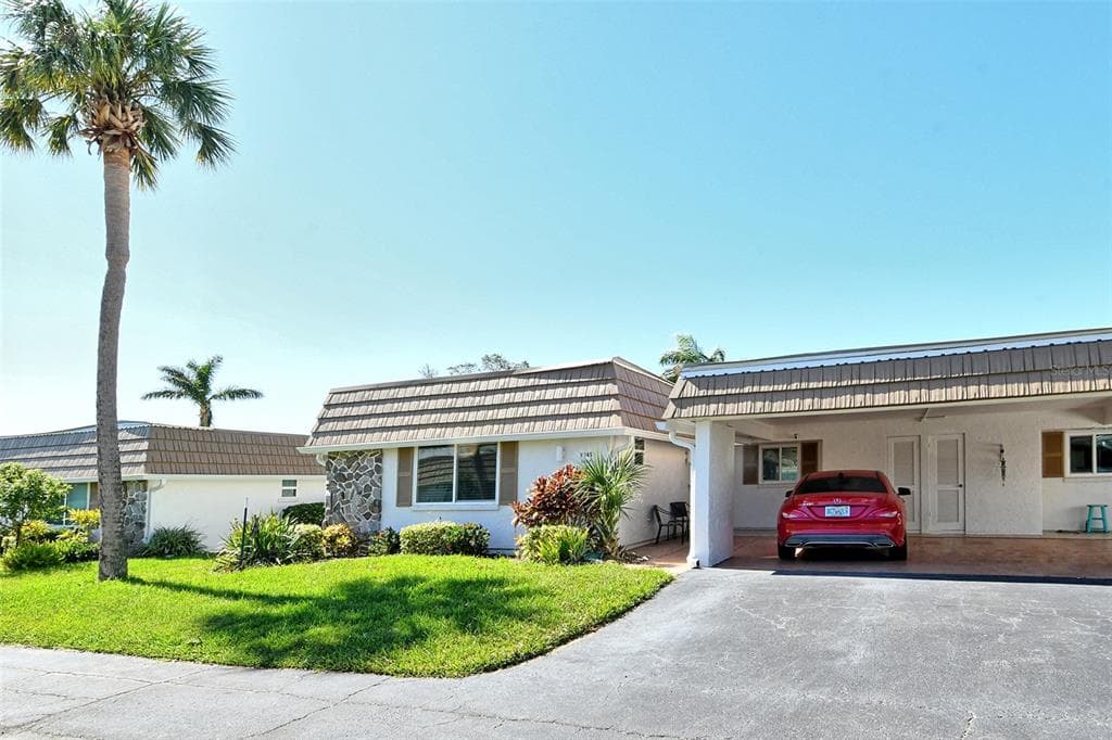 2607 RIVERBLUFF PARKWAY #V145 2
