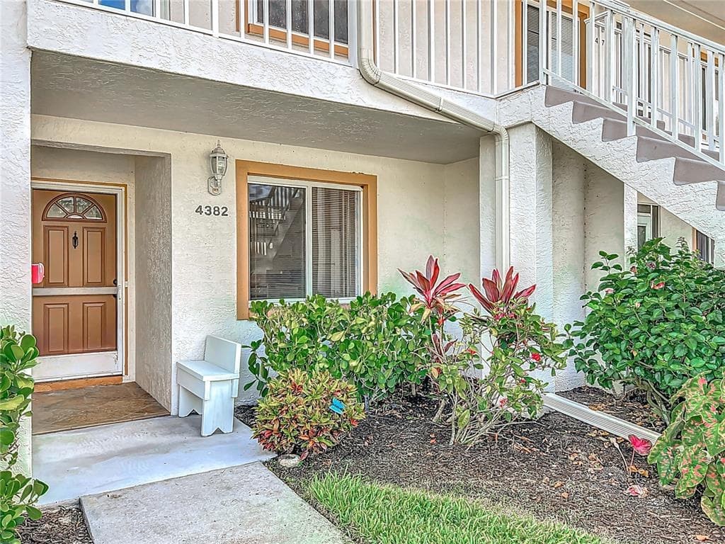 4382 MADEIRA COURT 3361 photo 4