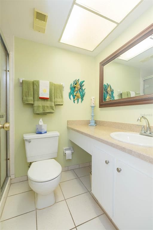 315 30 AVENUE W B201 photo 18
