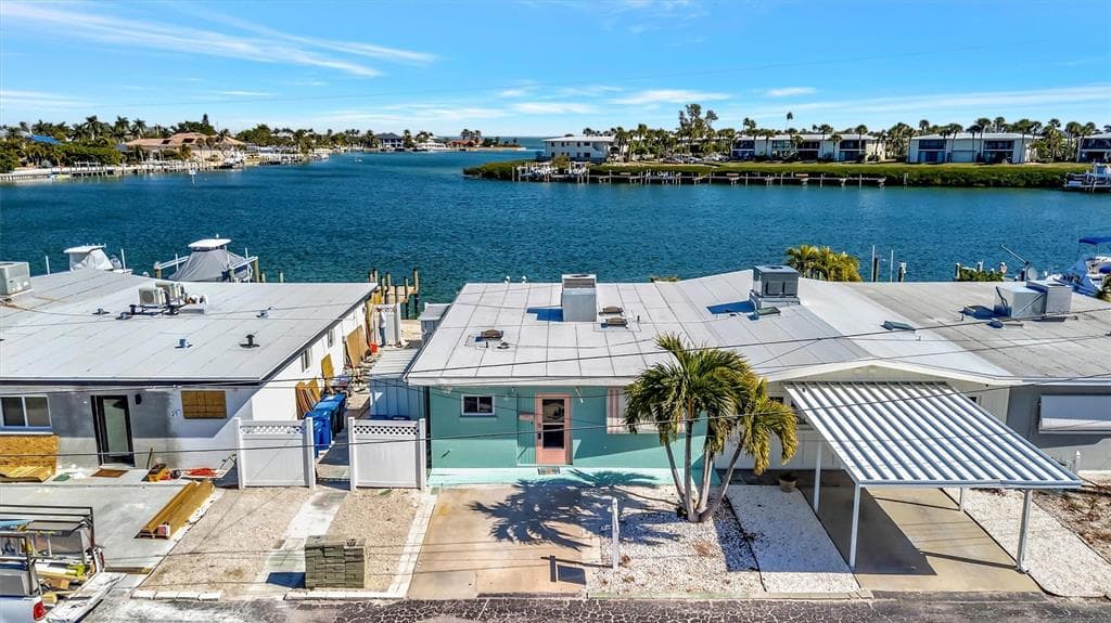 23 SEASIDE COURT 2