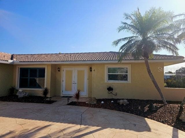 4 WINDSOR DRIVE photo 13