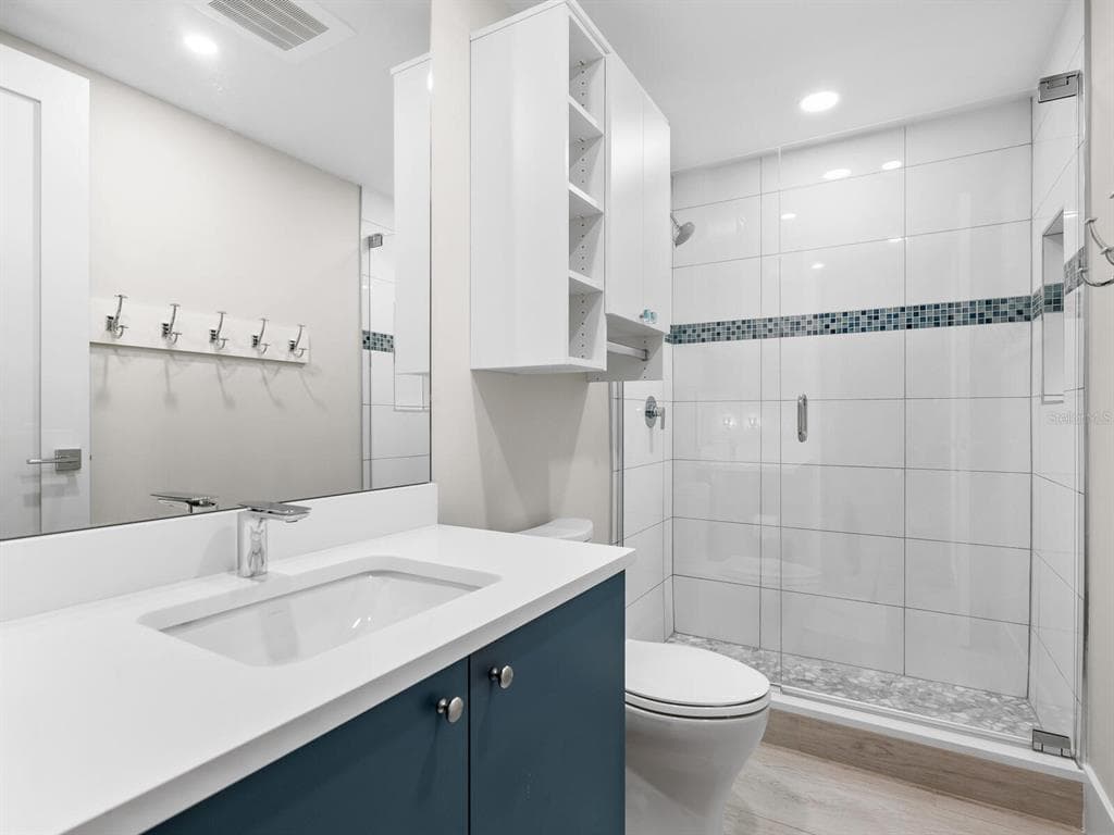 1035 SEASIDE DRIVE 305 photo 25