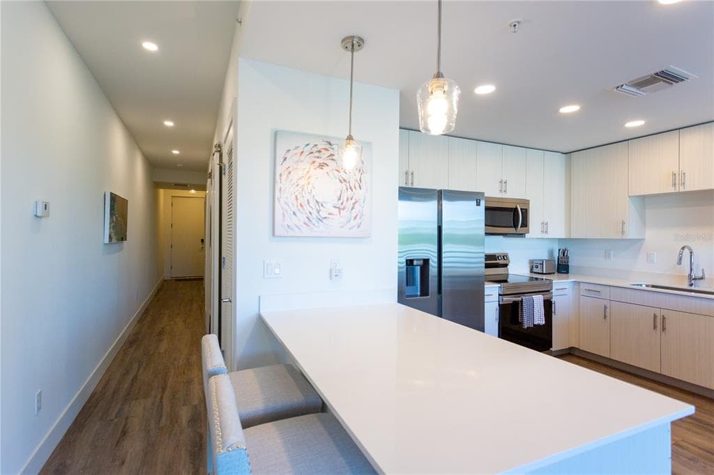 1709 N TAMIAMI TRAIL 215 photo 13