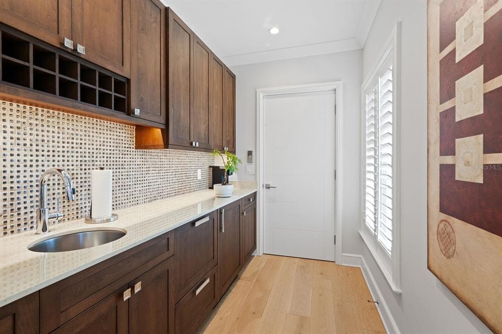 600 PUTTER LANE photo 22