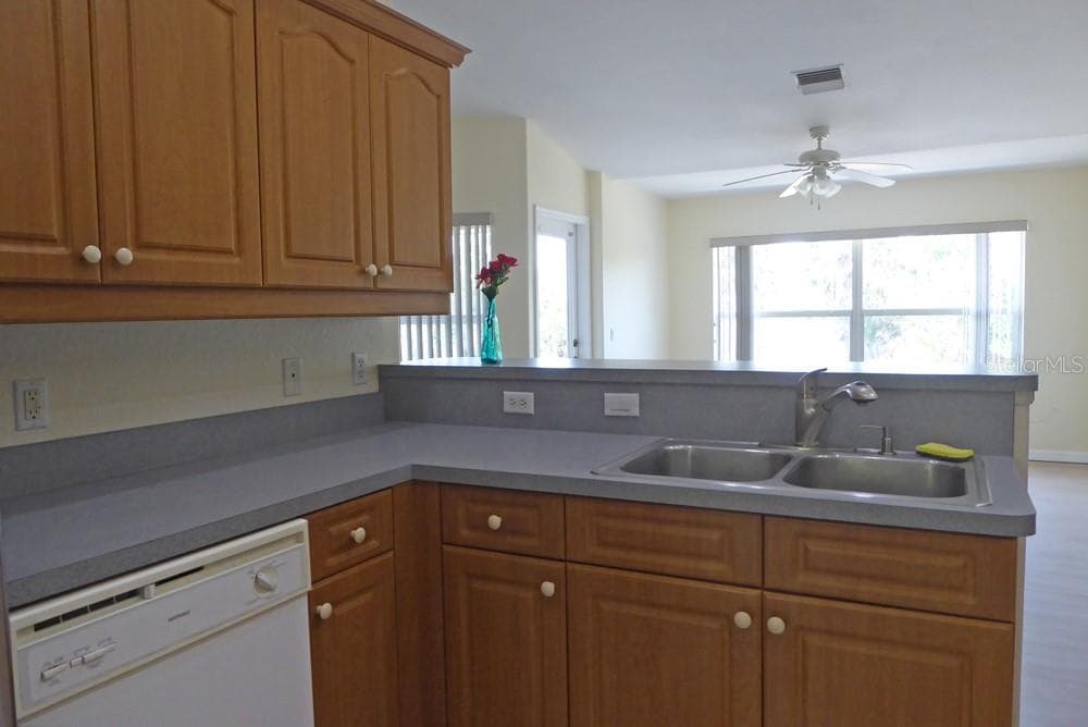 328 BAYTREE DRIVE photo 12