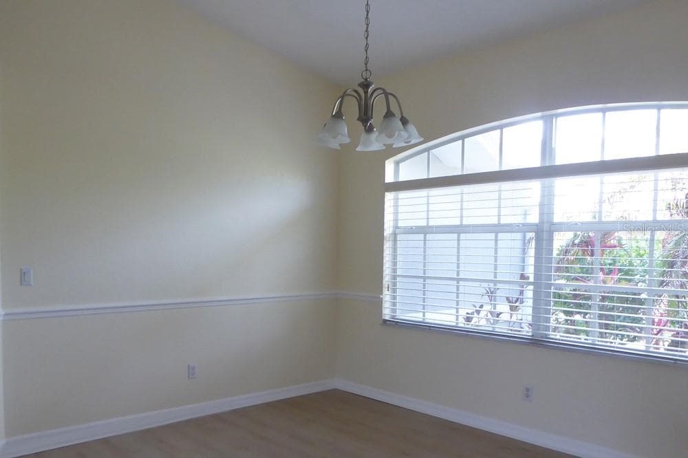 328 BAYTREE DRIVE photo 9